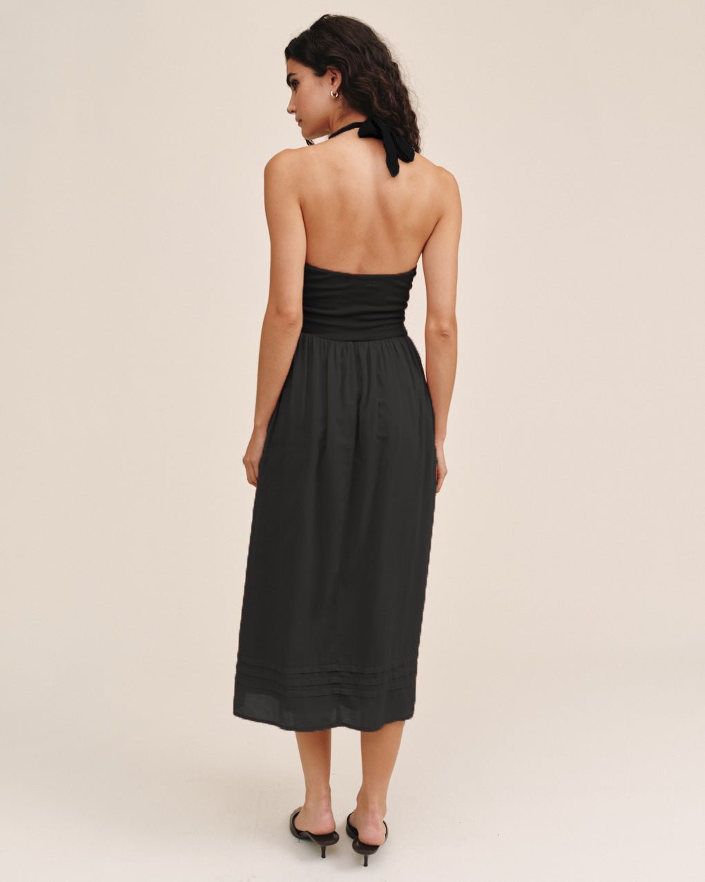 halter-neck-mixed-dress-black-4141086.jpg