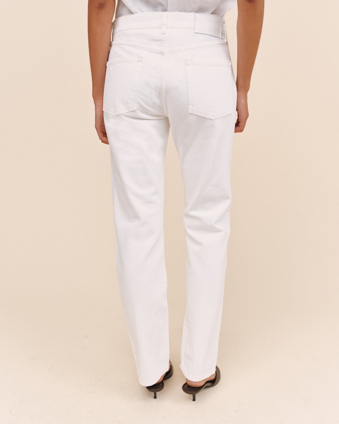 lk-blue-mayfield-straight-marshmallow-8088850.jpg