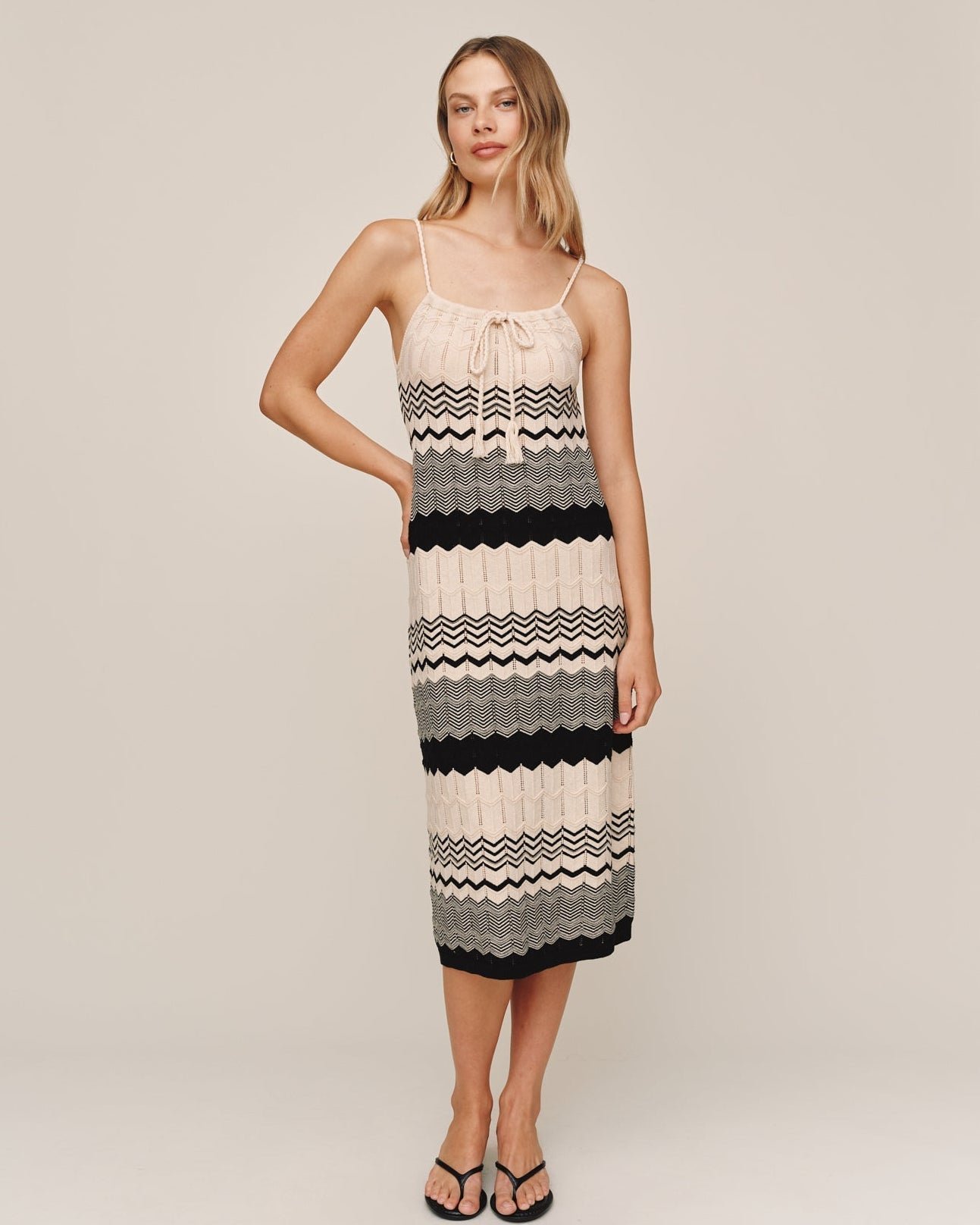 midi-knit-dress-summer-chevron-3284361.jpg