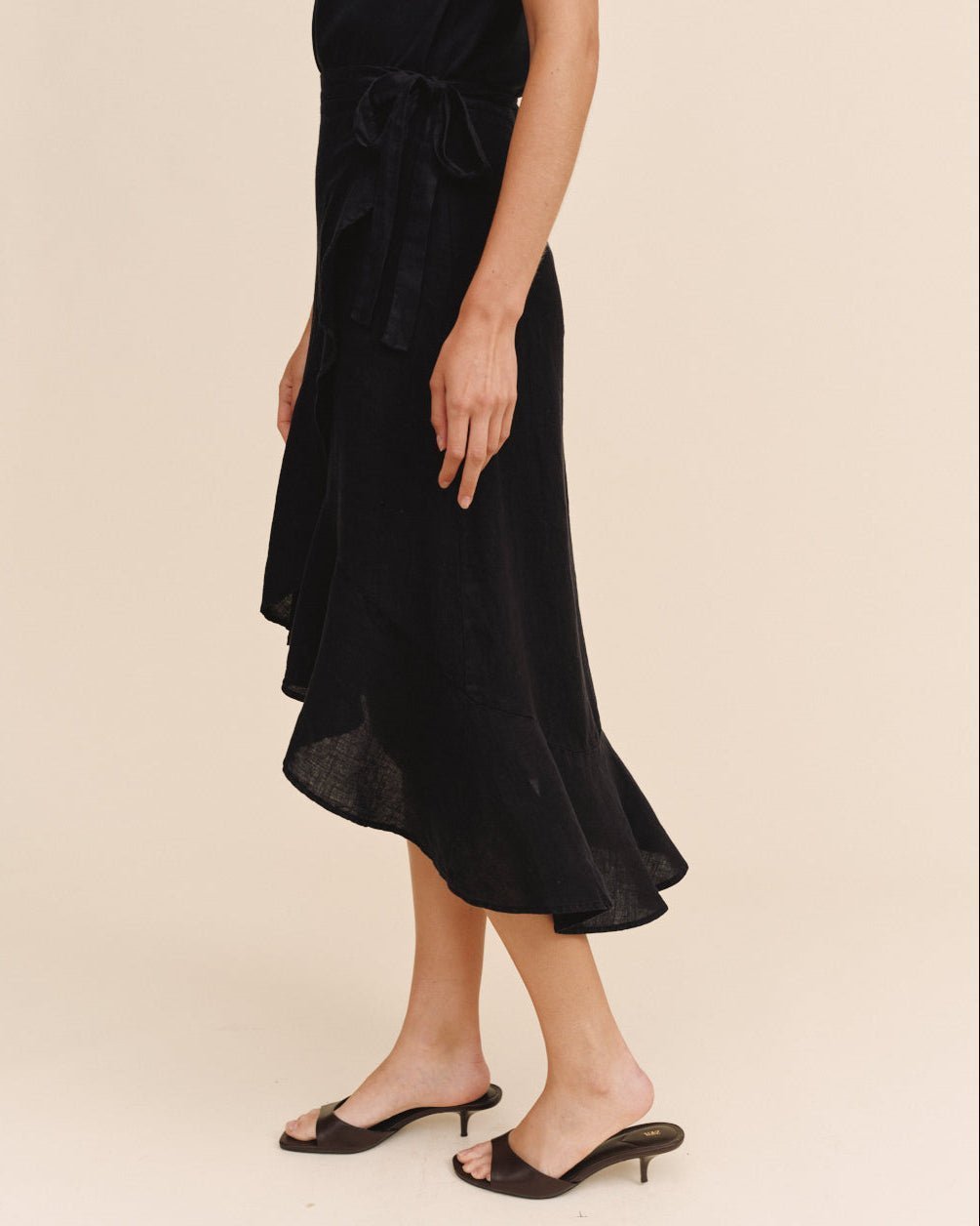 ruffle-wrap-skirt-black-1040025.jpg