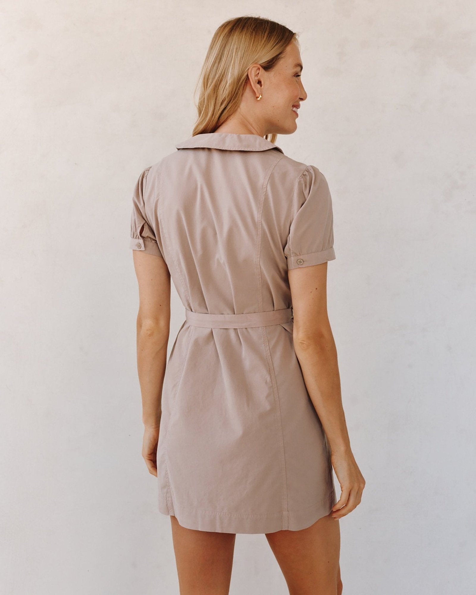 short-sleeve-seamed-puritan-collar-dress-soft-dune-3641380.jpg