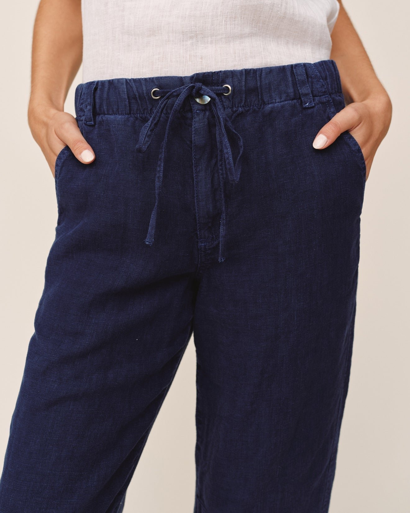 soft-barrel-zip-front-nautical-night-7159796.jpg